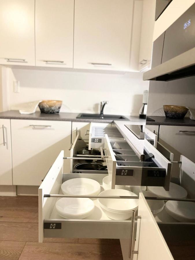 Scandinavian Apartment Hotel - Lunden 1 - Central 3 Bedroom Apartment On Two Floors Horsens Bagian luar foto