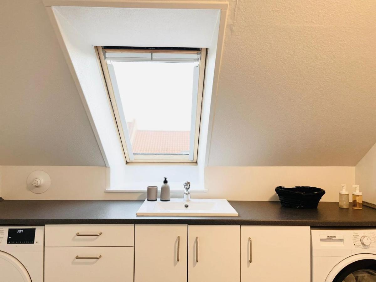 Scandinavian Apartment Hotel - Lunden 1 - Central 3 Bedroom Apartment On Two Floors Horsens Bagian luar foto