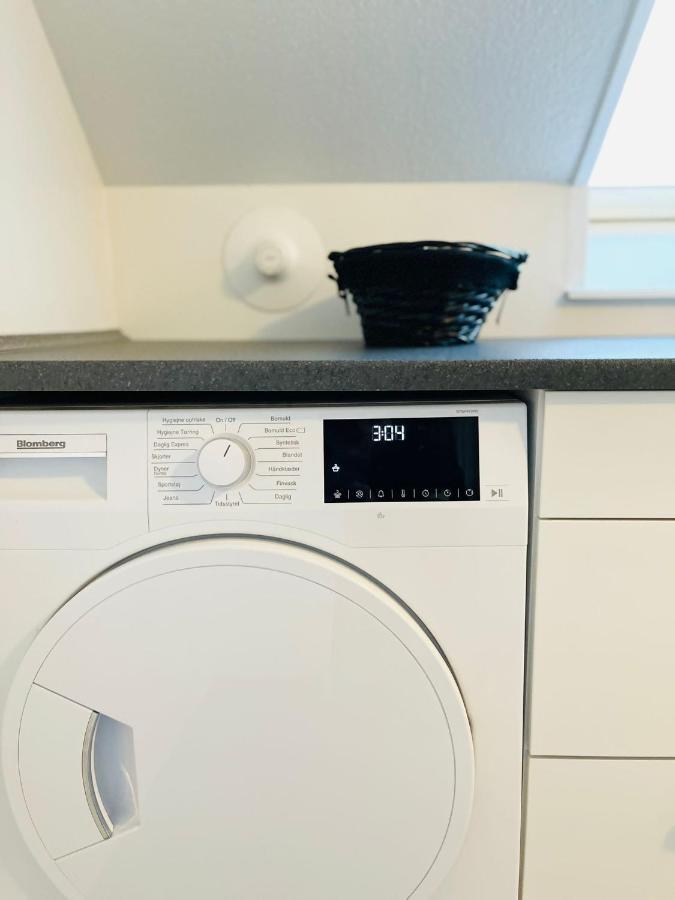 Scandinavian Apartment Hotel - Lunden 1 - Central 3 Bedroom Apartment On Two Floors Horsens Bagian luar foto