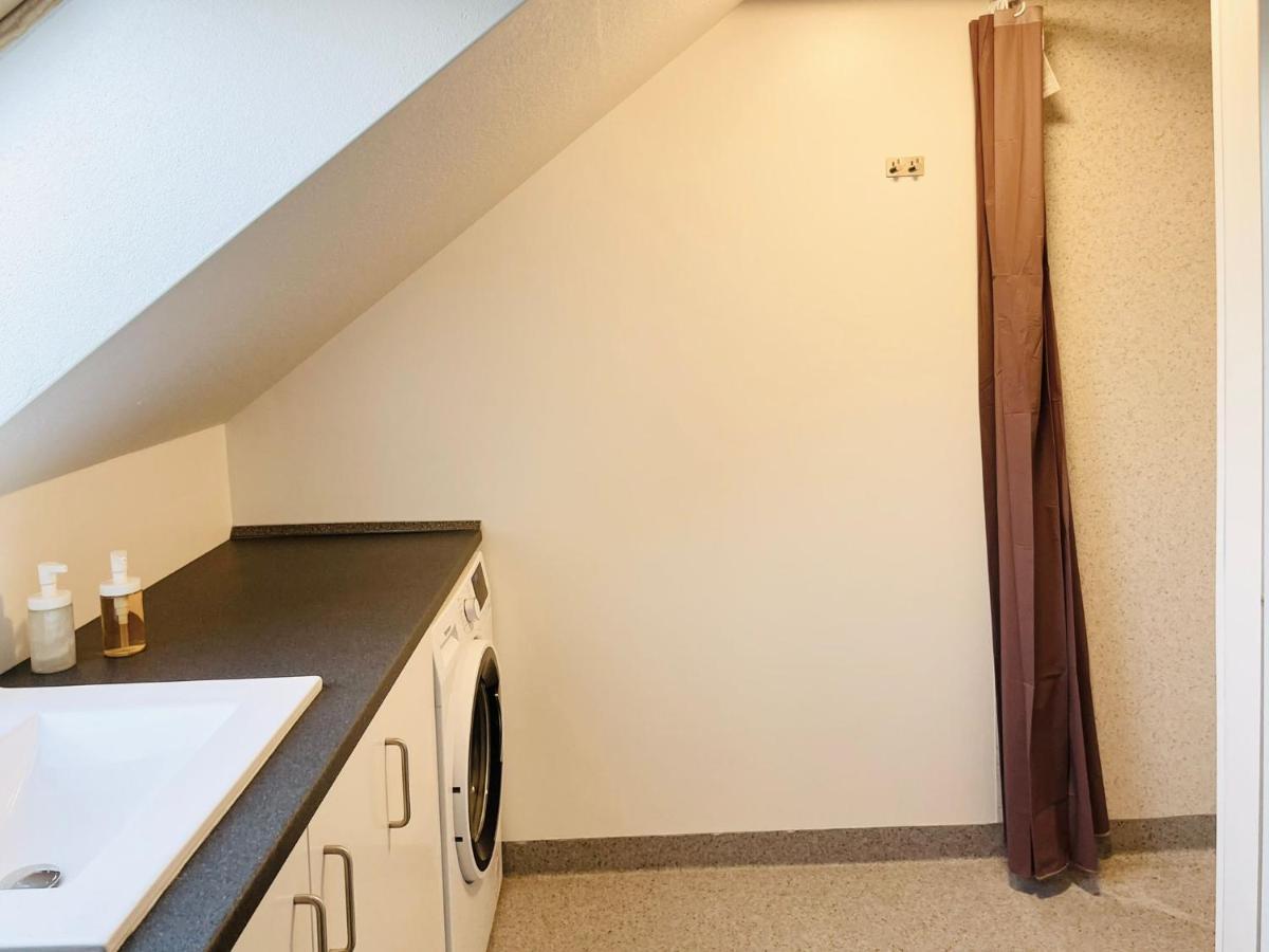 Scandinavian Apartment Hotel - Lunden 1 - Central 3 Bedroom Apartment On Two Floors Horsens Bagian luar foto
