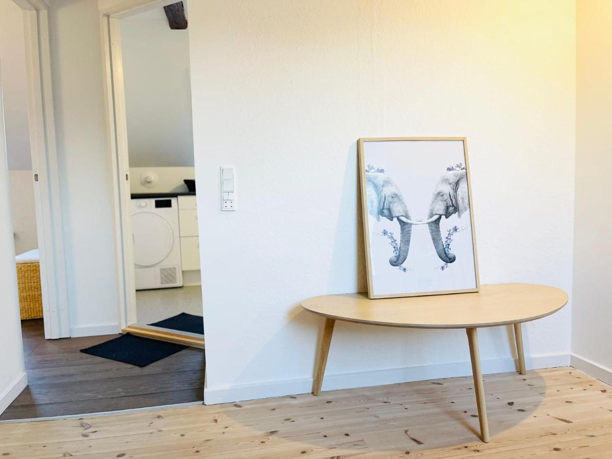 Scandinavian Apartment Hotel - Lunden 1 - Central 3 Bedroom Apartment On Two Floors Horsens Bagian luar foto